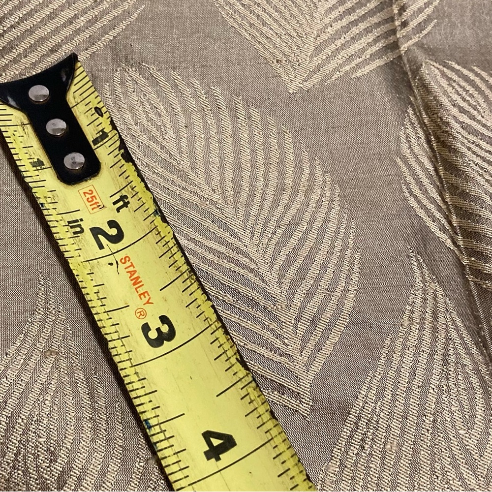 Motif Designs 100% Silk Fabric Swatch Bronze Feather Pattern 24”x24” 2000s Vtg - Picture 15 of 15